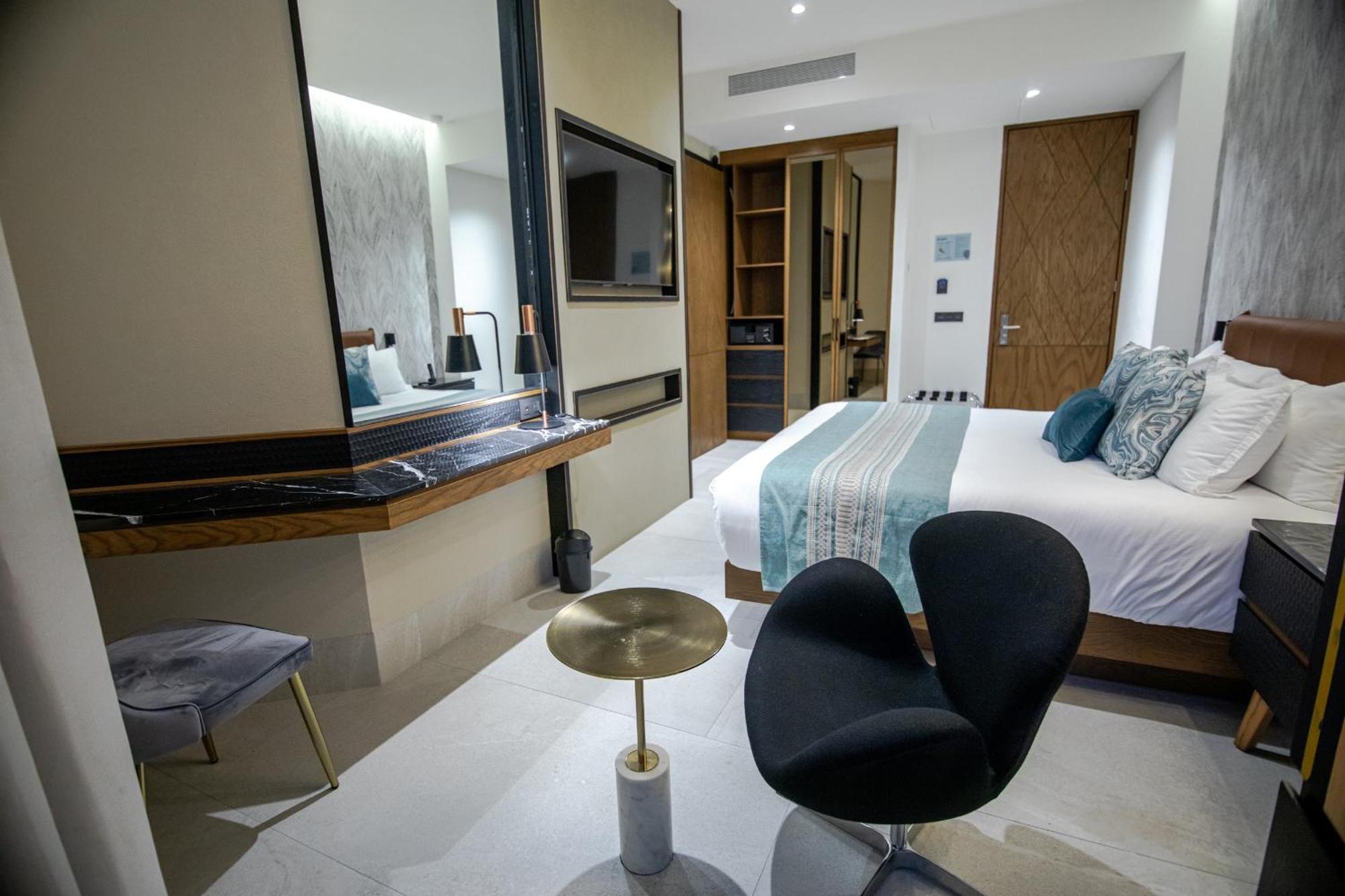 Becquer Hotel Guadalajara Eksteriør billede