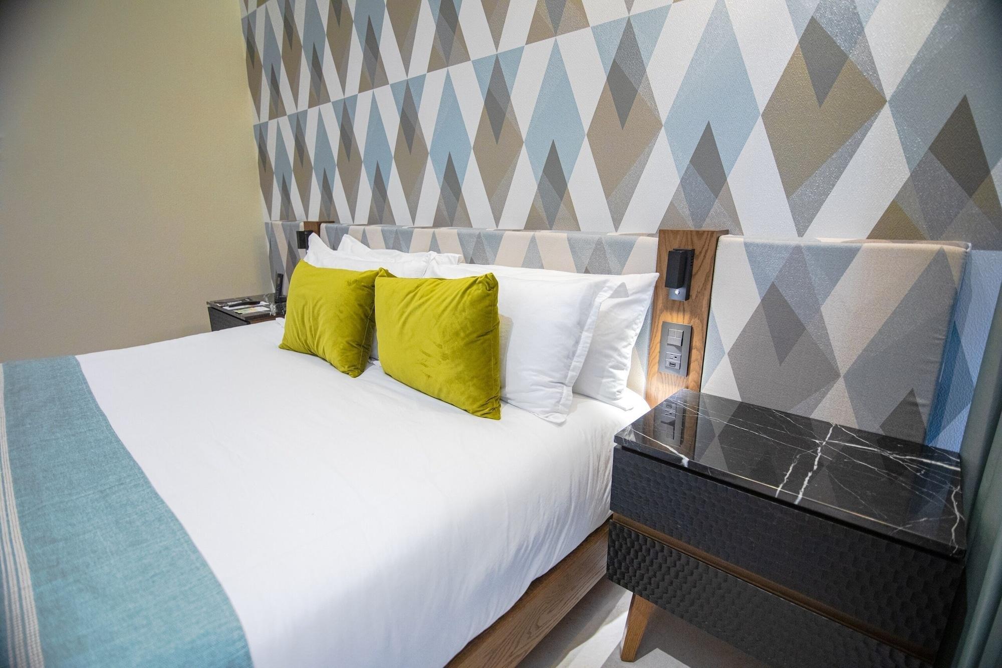 Becquer Hotel Guadalajara Eksteriør billede